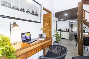 Casa Charmosa com Piscina - Barra do Una