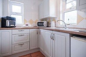 Rose Cottage - 3 Bed Cottage - New Hedges - Tenby