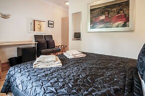 Rose Cottage - 3 Bed Cottage - New Hedges - Tenby