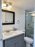 Grand Family 3BD Condo Apartment Near Disney Parks 10