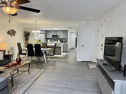 Grand Family 3BD Condo Apartment Near Disney Parks 10