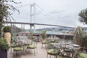 Crowne Plaza Istanbul Ortakoy Bosphorus by IHG