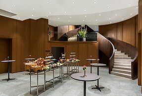 Crowne Plaza Istanbul Ortakoy Bosphorus by IHG