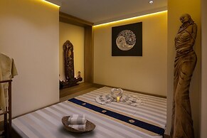 Crowne Plaza Istanbul Ortakoy Bosphorus by IHG