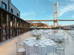Crowne Plaza Istanbul Ortakoy Bosphorus by IHG