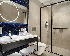Crowne Plaza Istanbul Ortakoy Bosphorus by IHG