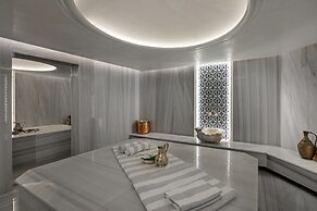 Crowne Plaza Istanbul Ortakoy Bosphorus by IHG