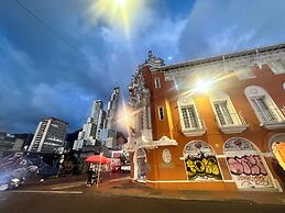 Hotel Artistico Bogota