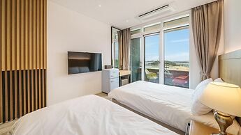 Goseong Moneblue Pension