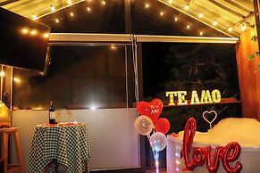Lakeview Cabin with Jacuzzi in Guatapé