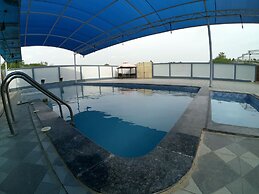 Vadpadraka Hotel and Resort