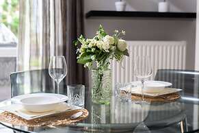 Cozy Poznan Apartment by Renters