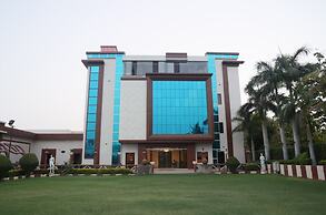 The Grand Siddharth Hotel