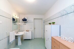 Appartamento Levante With Shared Pool