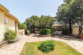 Appartamento Levante With Shared Pool