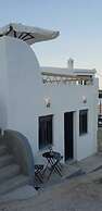Milona s House in Chora Serifos