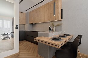 Exclusive Apartment Wrocław by Renters