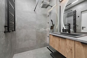 Exclusive Apartment Wrocław by Renters