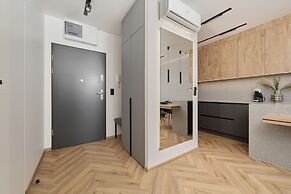 Exclusive Apartment Wrocław by Renters