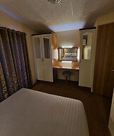 Captivating 3-bed Caravan at Golden Palm Skegness