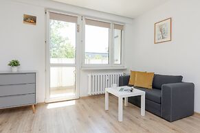Metro Pole Mokotowskie Studio by Renters