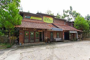 OYO 3693 Kopi Klotok Homestay Syariah