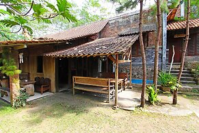 Super OYO 3693 Kopi Klotok Homestay Syariah
