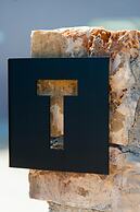 Plethora Luxury Suites