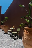 Plethora Luxury Suites