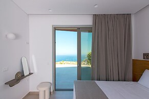Plethora Luxury Suites