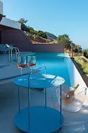 Plethora Luxury Suites