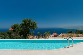 Plethora Luxury Suites