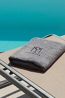 Plethora Luxury Suites