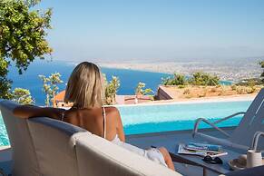 Plethora Luxury Suites