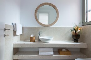 Plethora Luxury Suites