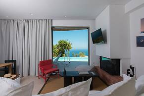 Plethora Luxury Suites