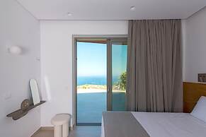 Plethora Luxury Suites