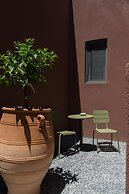 Plethora Luxury Suites