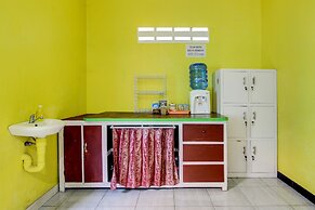 SPOT ON 92611 Lobak Hostel CapsuleNearAyam Goreng Terowongan