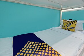 SPOT ON 92611 Lobak Hostel CapsuleNearAyam Goreng Terowongan