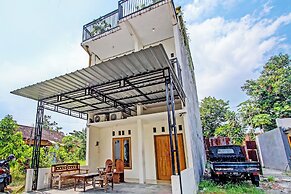 OYO 92617 Omahku Hostel Bunkbed