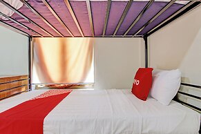 OYO 92617 Omahku Hostel Bunkbed