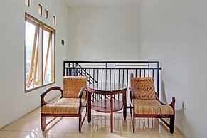 OYO 92617 Omahku Hostel Bunkbed