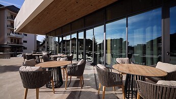 Bor Hotel by Karisma