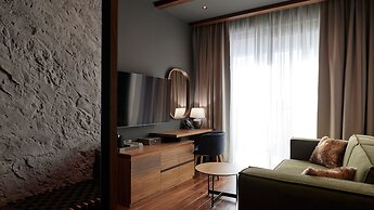 Bor Hotel by Karisma