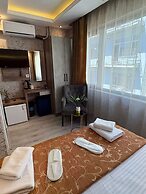 Peker Hotel