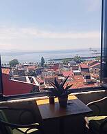 Peker Hotel
