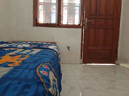 OYO Life  92620 Syfa Kost