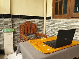 OYO Life  92620 Syfa Kost