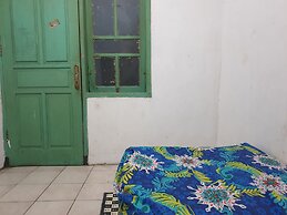 OYO Life 92621 Zain Kost